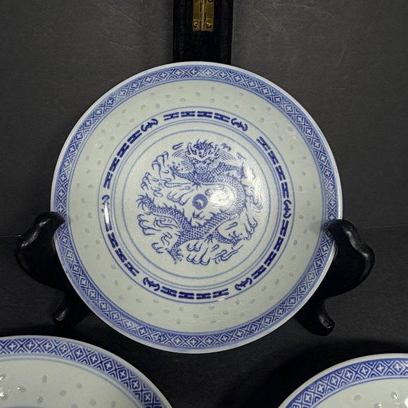 Lot of 3 VTG Jingdezhen China Rice Grain Blue White Dragon Porcelain 8", 9" - Picture 5 of 16